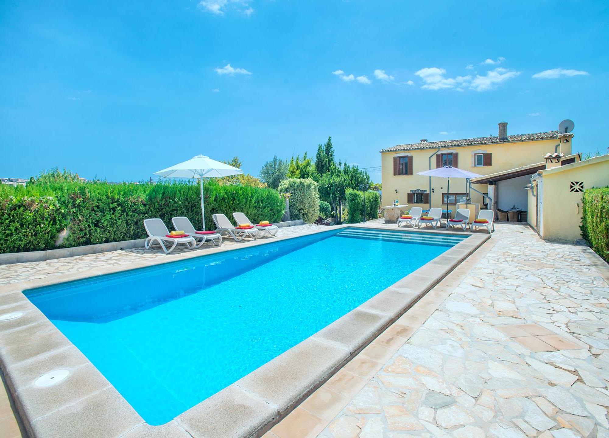 Owl Booking Villa Alqueria Alt - Fantastic Mountain Views Campanet Eksteriør billede